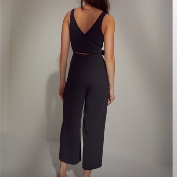 ARITZIA WILFRED Encoulement V Neck Cropped Wide Leg Jumpsuit - Picture 3 of 7